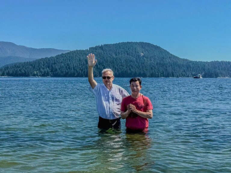 z6996618831795_83d82c7a67c4c427ba4bfcf503a96e0b-min